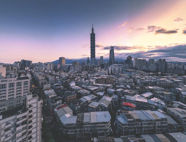 2025新澳门天天精准免费与2025新澳门最精准免费大全,词语释义、专家解析解释与落实与警惕虚假宣传